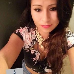 Meet your Posher, Lorena